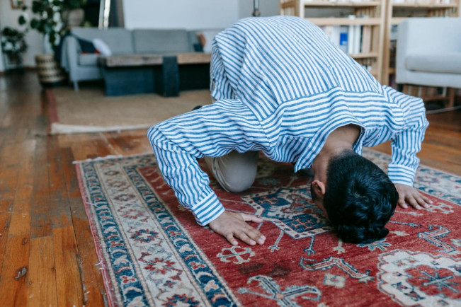 Doa Sholat Dzuhur, Memberi Ketenangan di Siang Hari